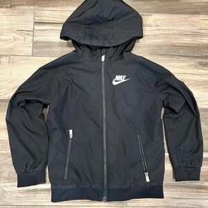 NIKE Youth Unisex Windbreaker Jacket Hood Full Zip Swoosh Small 5-6 Y Kids Boys